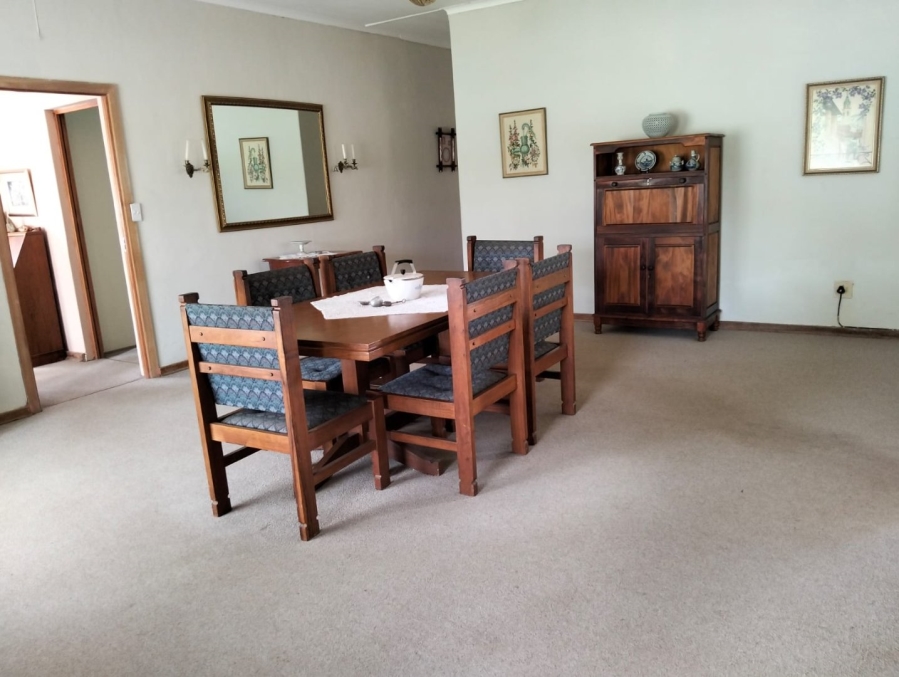 6 Bedroom Property for Sale in Colesberg Northern Cape